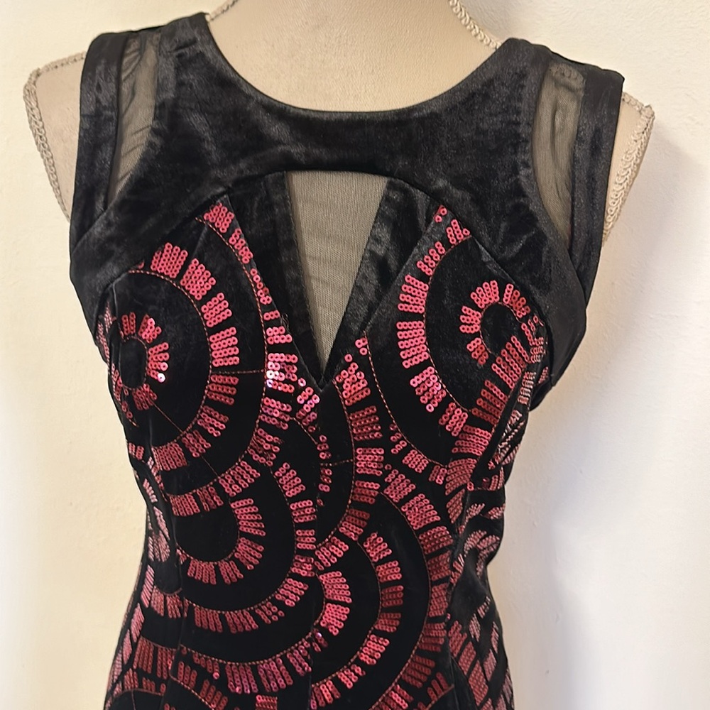 Jax raspberry red and black velvet pencil dress size 4